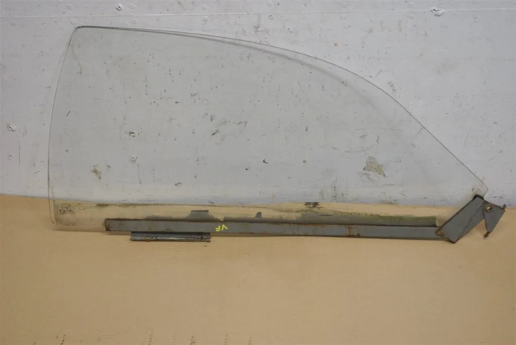 2d Lift Pane (windows) Saab 95/96 59 80 1969 Left