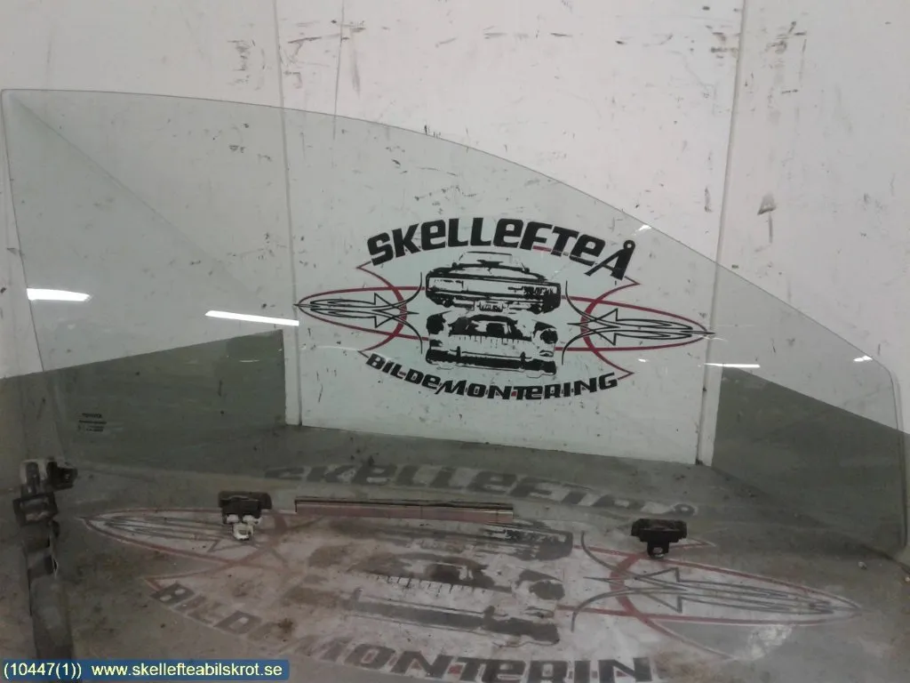 4d Lift Pane (windows) Toyota Corolla 2008 Right Front