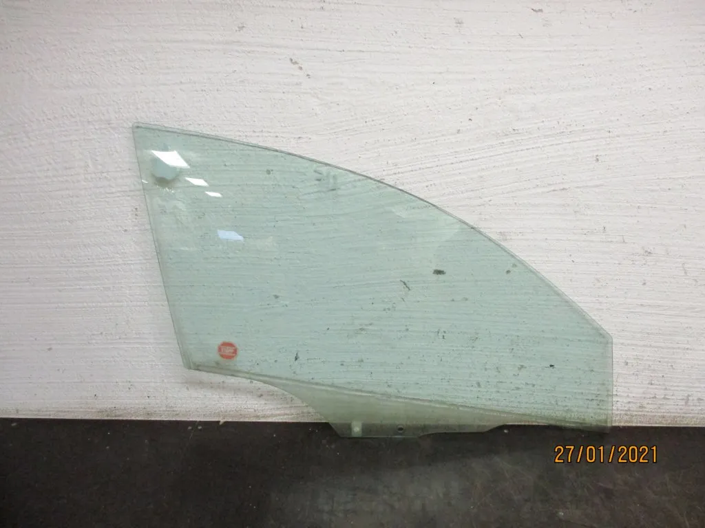 4d Lift Pane (windows) Mazda 3 2003 Right Front