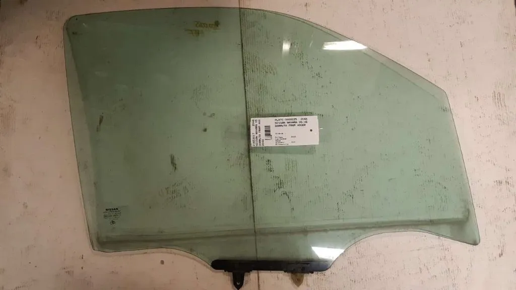 4d Lift Pane (windows) Nissan Navara 2010 Right Front